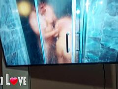 Oh yeah, this slutty wife hooks up with her cousin and lets him creampie deep in her tight panochita