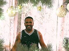 Especial de Natal - Mamãe Noel Ale Musa Dá Surpresa Quente com Anal e Facial!