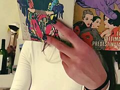 Girlfriend Forgot Wearing Bra During a Party with Friends and Natural Tits Exposed