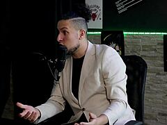 She explained the foreplay in massage seriously expanded her knowledge of the female body and squirting - cadu breathless on sheer red