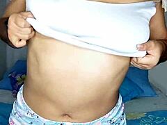 This hot curvy Colombian with huge pussy talks dirty and seduces me completely