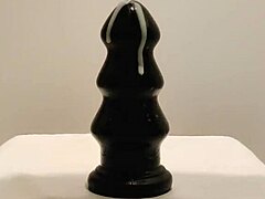 Latexi69 Stuffs Latex Buttplug Deep in Ass for Anal Play