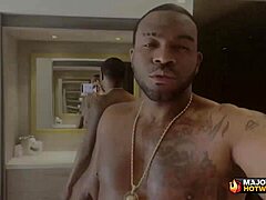 Tattooed Lexi Love gets her pussy devoured and pounded by Rome! 🔥🍑