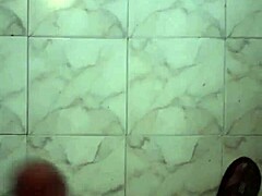 watch this malayali dude stroke his fat indian cock solo