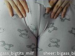 Holy Cow! Huge Cameltoe Bulging On Fat Curvy Latina Wet Pussy