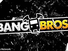 Shell Takes Young Shaved Small Tits Dick Deepthroat Cowgirl Doggystyle For Cash Creampie!