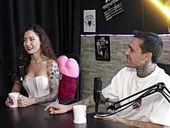 she realized she cd make $$ doin dirty stuff got dick praised fave positions jujube delícia sheer red