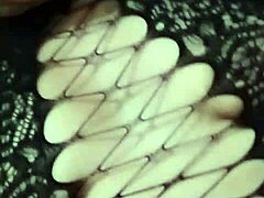 WOW, LATINA WIFE LICKS HER WET PUSSY SOLO IN CANCUN!