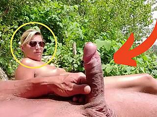 SARAH VANDELLA’S BOLD TOY CHALLENGE