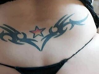 Pedreiro vem no sábado cedinho só pra encher o cuzinho da patroa de porra esse negão é deliciosooo!