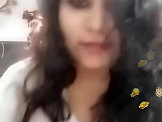 What's up with Sona Bhabhi's nipple tease?