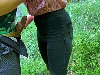 Tanrım, üvey kardeşim ormanda beni tamamen çaktı!