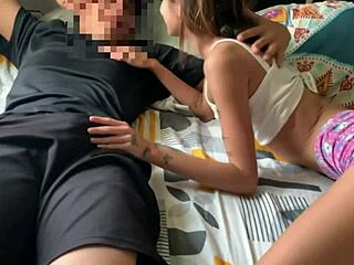 Hermanastra Decides on Intimate Moment with Hermanastro While Parents Are Away