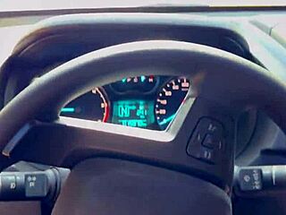 el amigo de mi marido se corrio en mis tetas a escondidas, sexy ass