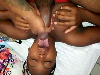 Girl with no teeth keeps eyes open while sucking big dick and swallowing cumload