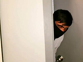 Desi Chubby Indian Aunty Fucked By Thief In Doggystyle With Big Tits And Wet Pussy