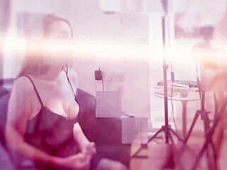 This hot college student tries her first wild blowbang