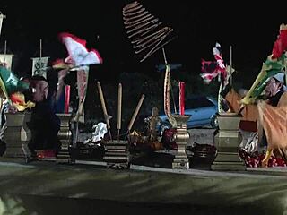 sneak into 1983 chinese classic